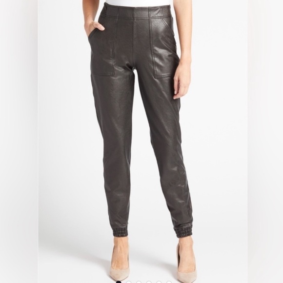 Spanx Leather Like Jogger Sz Small Noir Black Pockets Vegan Faux Leather - Picture 1 of 12